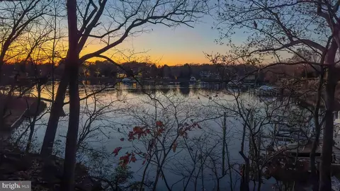 3178 Harness Creek Rd, Annapolis, MD 21403