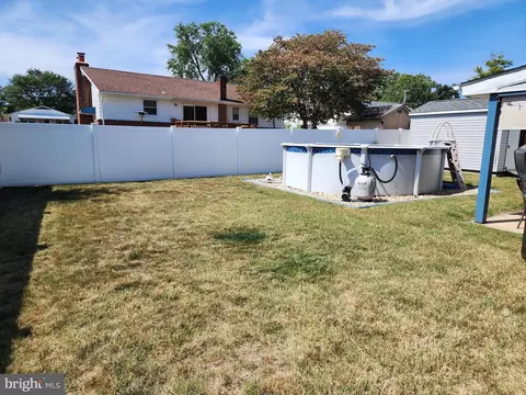 8458 Bedford Rd, Pasadena, MD 21122 photo 13