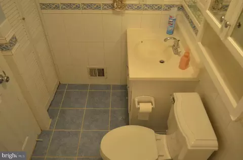 3525 Old Crown Dr, Pasadena, MD 21122 photo 18