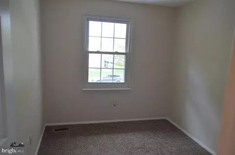 3525 Old Crown Dr, Pasadena, MD 21122 photo 15