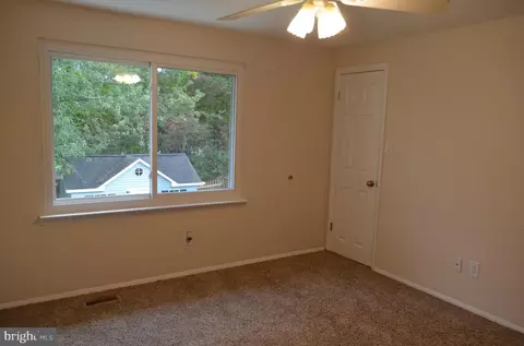 3525 Old Crown Dr, Pasadena, MD 21122 photo 13