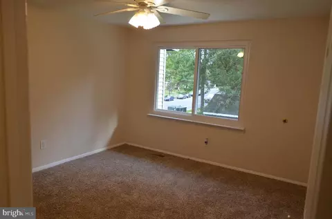 3525 Old Crown Dr, Pasadena, MD 21122 photo 12