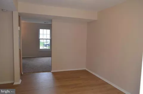 3525 Old Crown Dr, Pasadena, MD 21122 photo 9