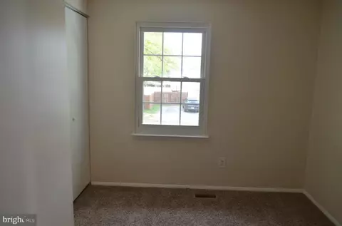 3525 Old Crown Dr, Pasadena, MD 21122 photo 14