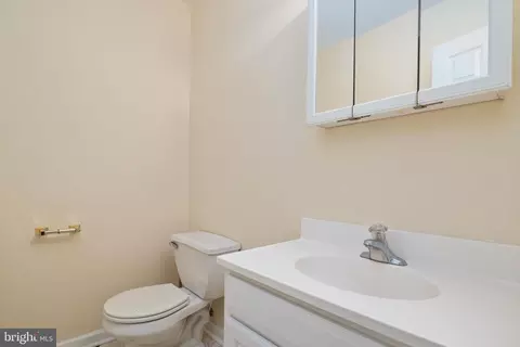 705 203rd St, Pasadena, MD 21122 photo 11