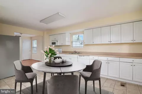 705 203rd St, Pasadena, MD 21122 photo 10