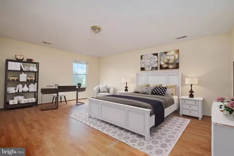705 203rd St, Pasadena, MD 21122 photo 18