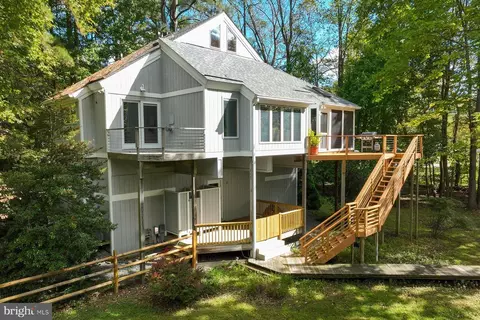 1095 Grandview Dr, Edgewater, MD 21037 photo 3