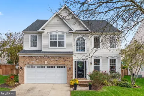 802 Anna Ln, Millersville, MD 21108