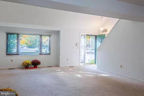 65 Windwhisper Ln, Annapolis, MD 21403 photo 4
