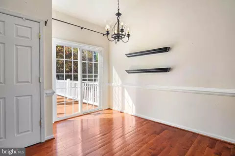 8027 Flora Ln, Pasadena, MD 21122 photo 9