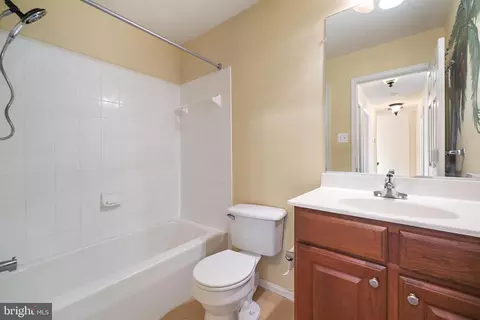 8027 Flora Ln, Pasadena, MD 21122 photo 23