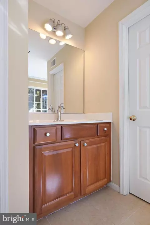 8027 Flora Ln, Pasadena, MD 21122 photo 14