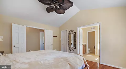 8027 Flora Ln, Pasadena, MD 21122 photo 16