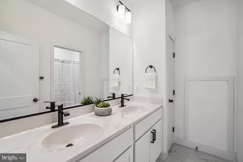 1047 Old Turkey Point Rd, Edgewater, MD 21037 photo 31