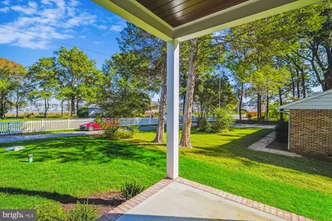 1047 Old Turkey Point Rd, Edgewater, MD 21037 photo 8