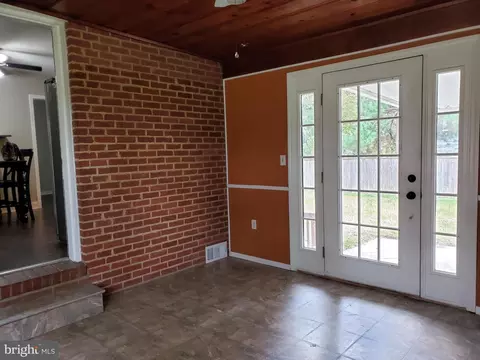 103 E Hamburg St, Pasadena, MD 21122 photo 19