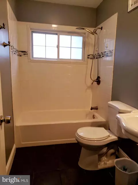103 E Hamburg St, Pasadena, MD 21122 photo 18