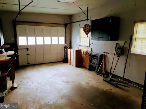 103 E Hamburg St, Pasadena, MD 21122 photo 23