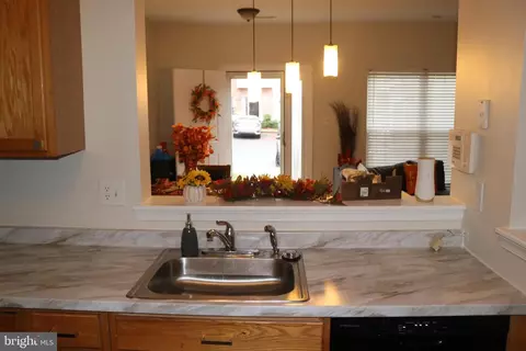 2015 Cramer Point Ct, Odenton, MD 21113 photo 8