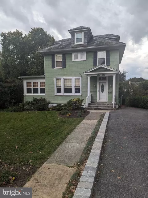 203 Greenwood Rd, Linthicum Heights, MD 21090