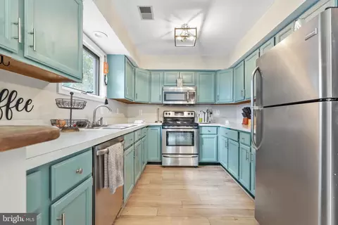 Kitchen - 1207 Juniper St, Shady Side, MD 20764 photo 1 of 4