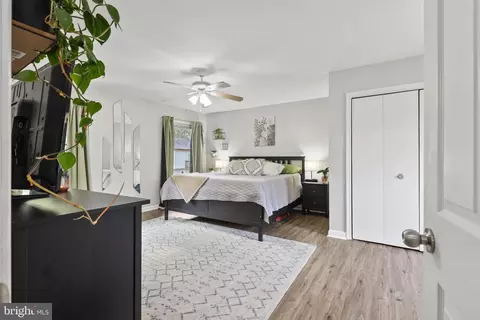 Bedroom - 1207 Juniper St, Shady Side, MD 20764 photo 10 of 13