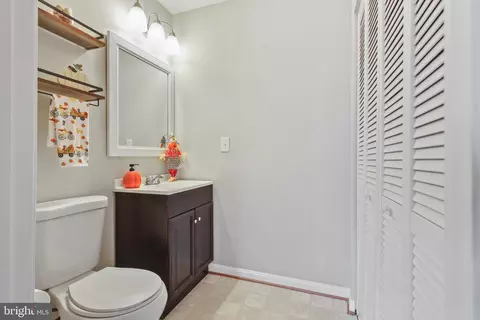 Bath - 1207 Juniper St, Shady Side, MD 20764 photo 1 of 7