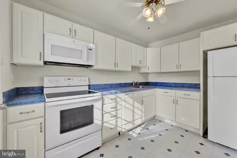 8667 Scorton Harbour, Pasadena, MD 21122 photo 6