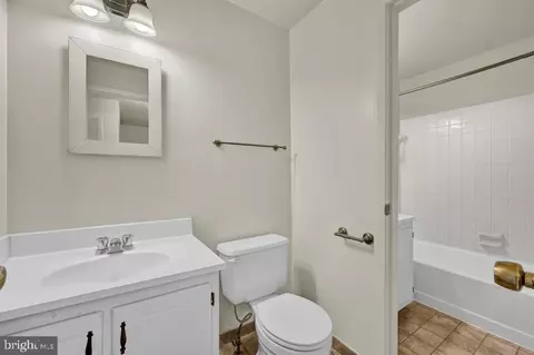 8667 Scorton Harbour, Pasadena, MD 21122 photo 17