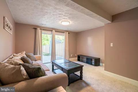 8103 Tower Bridge Dr, Pasadena, MD 21122 photo 15