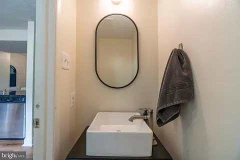 8103 Tower Bridge Dr, Pasadena, MD 21122 photo 8