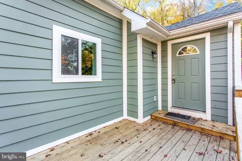 3779 Camp Letts Rd, Edgewater, MD 21037 photo 4