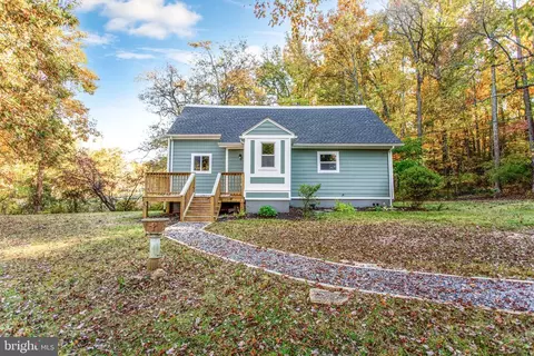3779 Camp Letts Rd, Edgewater, MD 21037