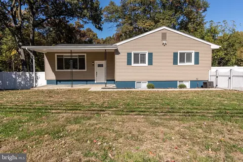 124 Margate Dr, Glen Burnie, MD 21060