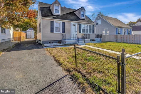 5523 Patrick Henry Dr, Brooklyn, MD 21225 photo 2