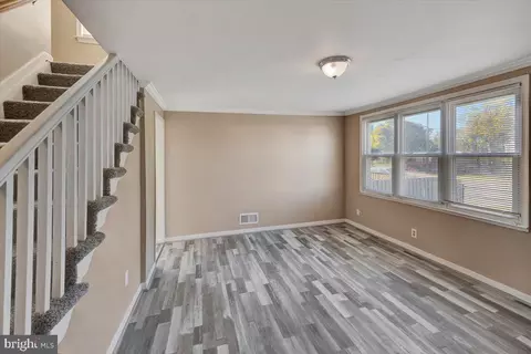 5523 Patrick Henry Dr, Brooklyn, MD 21225 photo 9
