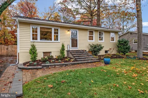 102 Pine Dr, Annapolis, MD 21403 photo 5