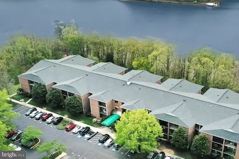 2900 Shipmaster Way #220, Annapolis, MD 21401