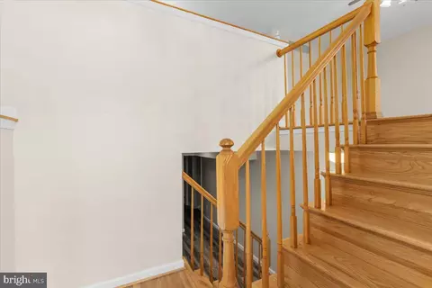 935 8th St, Pasadena, MD 21122 photo 8