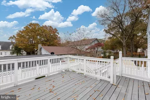 935 8th St, Pasadena, MD 21122 photo 6