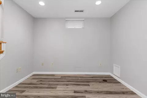 935 8th St, Pasadena, MD 21122 photo 26