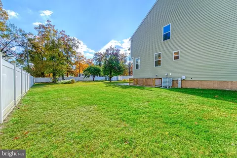 2527 231st St, Pasadena, MD 21122 photo 4