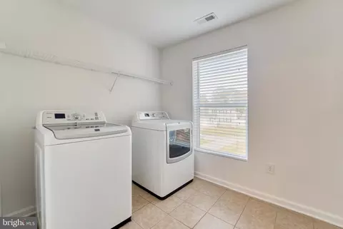 2527 231st St, Pasadena, MD 21122 photo 32