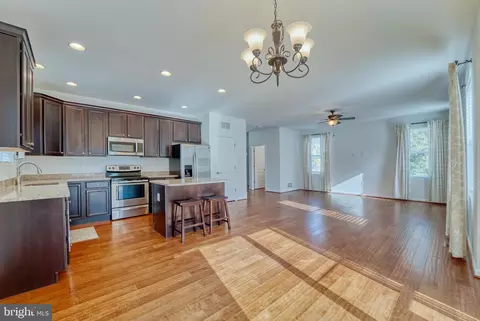 2527 231st St, Pasadena, MD 21122 photo 11
