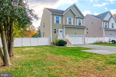 2527 231st St, Pasadena, MD 21122 photo 2