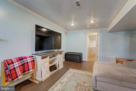 757 215th St, Pasadena, MD 21122 photo 18