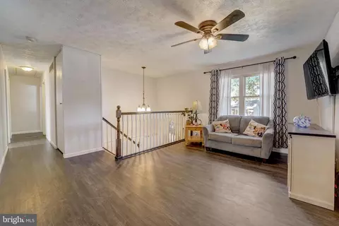 757 215th St, Pasadena, MD 21122 photo 7