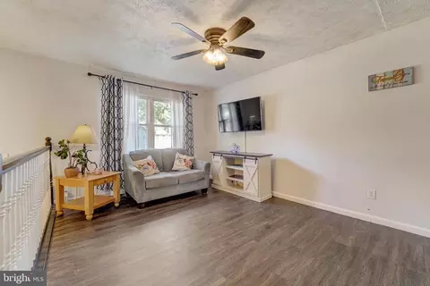 757 215th St, Pasadena, MD 21122 photo 6
