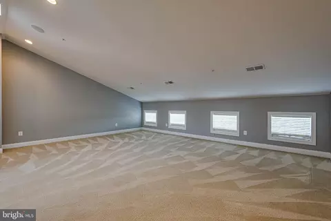 7667 Elmcrest Rd, Hanover, MD 21076 photo 37